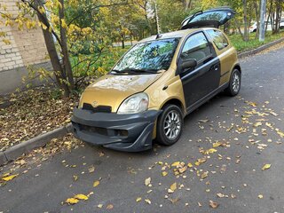 1999 Toyota Yaris I, жёлтый, 230000 рублей, вид 1