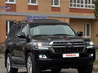 2014 Toyota Land Cruiser 200 Series Рестайлинг 1, чёрный, 3500000 рублей, вид 4