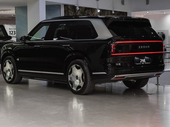 2026 Zeekr 9X 70 kWh, чёрный - вид 5