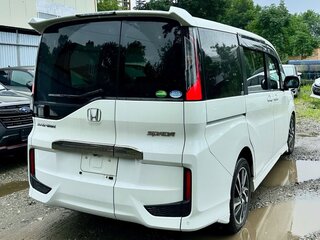 2021 Honda Stepwgn Spada V Рестайлинг, белый, 2130000 рублей, вид 4