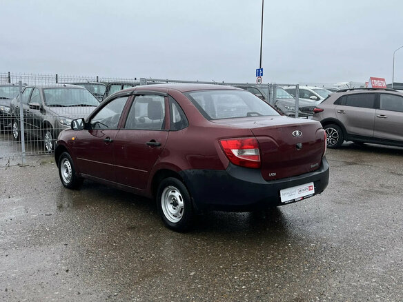2013 Lada (ВАЗ) Granta I, красный, 275400 рублей - вид 16