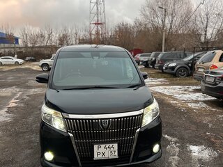 2016 Toyota Esquire I, чёрный, 1900000 рублей, вид 1