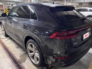 2019 Audi Q8 45 TDI I (4M), чёрный, 6150000 рублей, вид 2