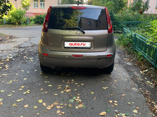 2012 Nissan Note I Рестайлинг, коричневый, 230000 рублей, вид 4