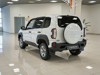 2024 Lada (ВАЗ) Niva Travel I, белый, 1065000 рублей, вид 4