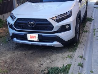 2023 Toyota RAV4 V (XA50), белый, 4100000 рублей, вид 1
