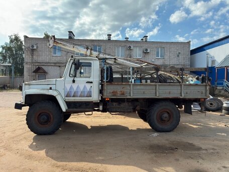 2015 ГАЗ 3308, 1630000 рублей, вид 2