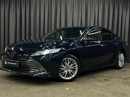 Toyota Camry VIII (XV70)
