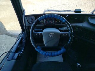2020 Volvo FH, синий, 7923999 рублей, вид 5