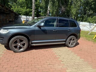 2007 Volkswagen Touareg I Рестайлинг, синий, 900000 рублей, вид 4