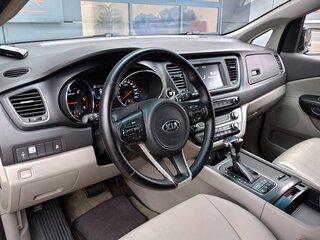 2017 Kia Carnival III, чёрный, 2036500 рублей, вид 5