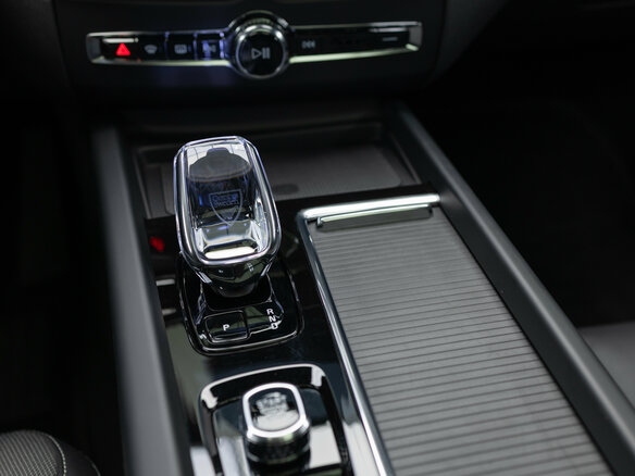 2026 Volvo XC60 II Рестайлинг 2, чёрный, 5990000 рублей - вид 22