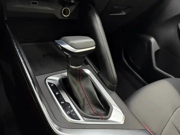 2023 Geely Vision X3 Pro, белый, 1180000 рублей - вид 14