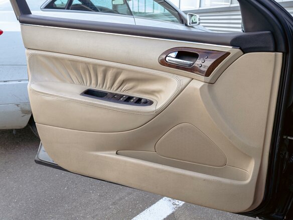 2004 Peugeot 607 I, чёрный, 655000 рублей - вид 11