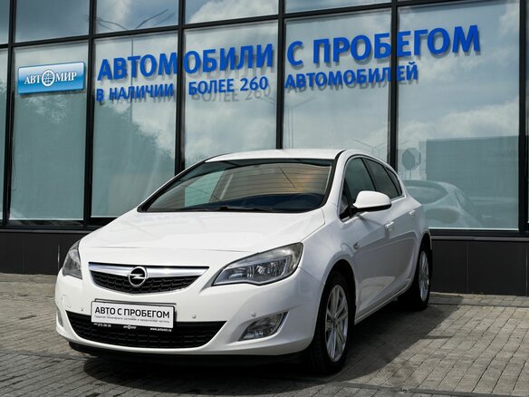 2011 Opel Astra J, белый