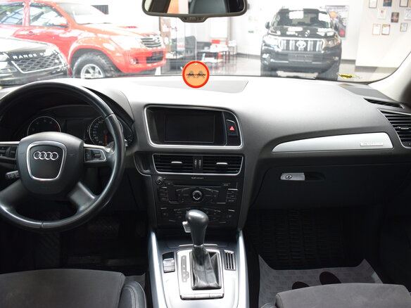 2010 Audi Q5 I (8R), белый - вид 6