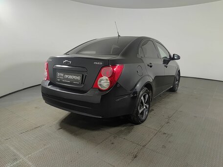 2013 Chevrolet Aveo II, чёрный, 414770 рублей, вид 5