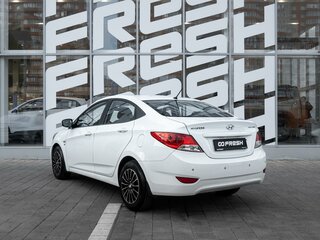 2011 Hyundai Solaris I, белый, 850000 рублей, вид 2
