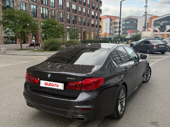 2019 BMW 5 серии 530i xDrive VII (G30/G31/G38), серый, 3550000 рублей - вид 2