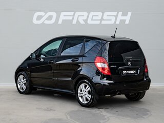 2011 Mercedes-Benz A-Класс 180 II (W169) Рестайлинг, чёрный, 655000 рублей, вид 2