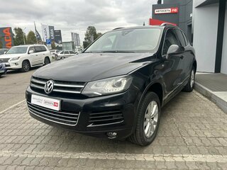 2014 Volkswagen Touareg II, чёрный, 1940000 рублей, вид 3