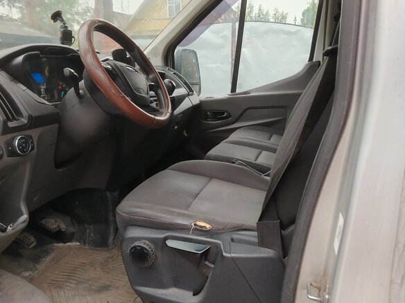 2019 Ford Transit, серебристый, 1000000 рублей - вид 9