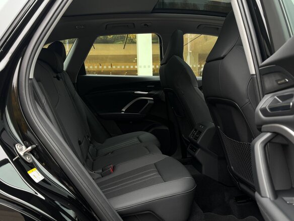 2026 Audi Q5 40 TDI III (GU), чёрный, 9500000 рублей - вид 19