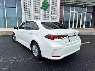 2023 Toyota Corolla XII (E210) Рестайлинг, белый, 1195000 рублей, вид 5
