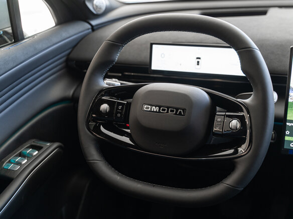 2026 Omoda C7, серый - вид 22