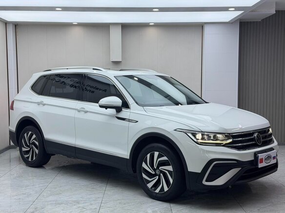 2022 Volkswagen Tiguan L II Рестайлинг (China Market), белый, 3200000 рублей - вид 2