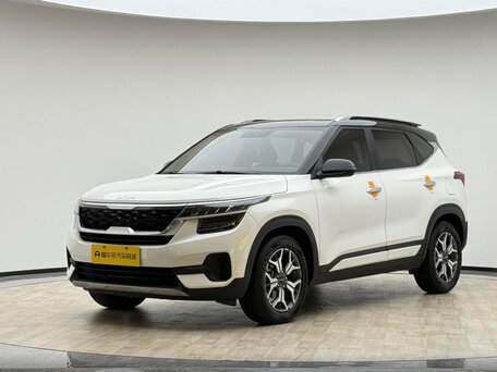 2022 Kia KX3, белый, 1410000 рублей, вид 1