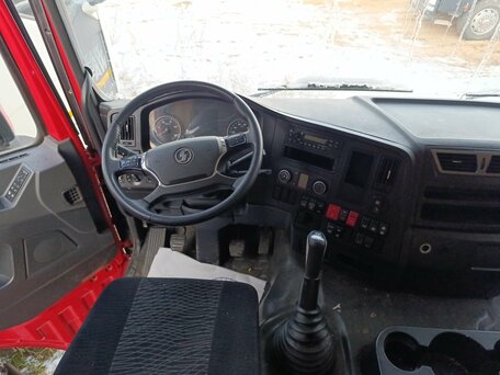 2023 Shacman (Shaanxi) SX3258, красный, 3560000 рублей, вид 5