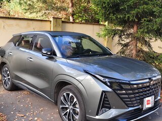 2024 Changan UNI-Z, зелёный, 2800000 рублей, вид 4