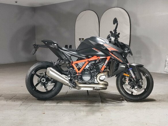 2024 KTM 1390 Super Duke R Evo, чёрный, 2100000 рублей