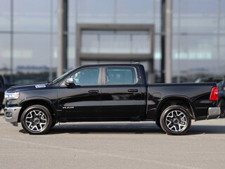 2026 Ram 1500 Crew Cab V Рестайлинг, чёрный, 9890000 рублей, вид 2