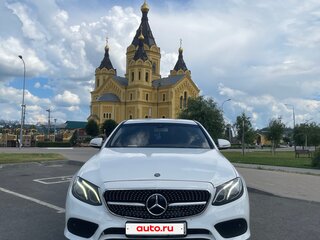 2018 Mercedes-Benz E-Класс 200 V (W213, S213, C238), белый, 2390000 рублей, вид 1