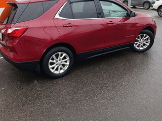 2017 Chevrolet Equinox III, красный, 1550000 рублей, вид 3