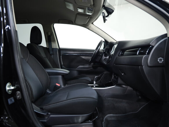 2019 Mitsubishi Outlander III Рестайлинг 3, чёрный, 1969000 рублей - вид 23