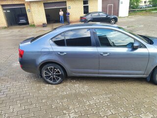 2014 Skoda Octavia III (A7), серый, 1060000 рублей, вид 3