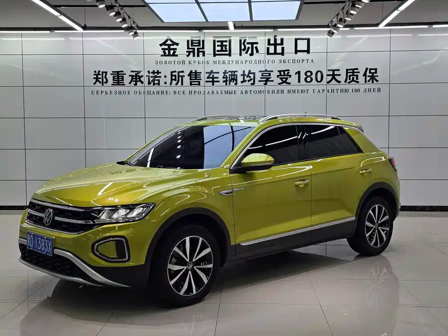 Открыть фотографии: Volkswagen T-Roc I (China Market)