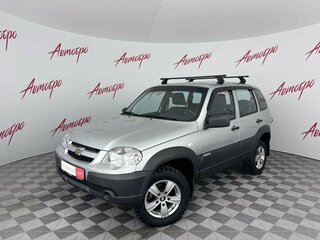 2018 Chevrolet Niva I Рестайлинг, серебристый, 785000 рублей, вид 1