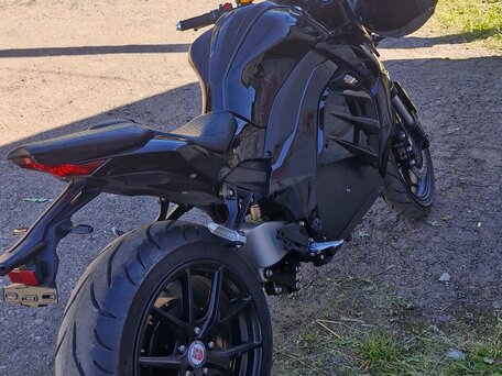 2026 Kawasaki Z 1000, чёрный, 340000 рублей, вид 3