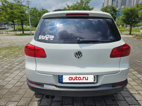 2014 Volkswagen Tiguan I Рестайлинг, белый, 1550000 рублей - вид 4