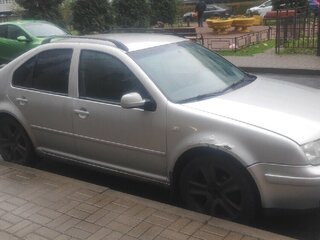 1999 Volkswagen Bora I, серебристый, 150000 рублей, вид 4
