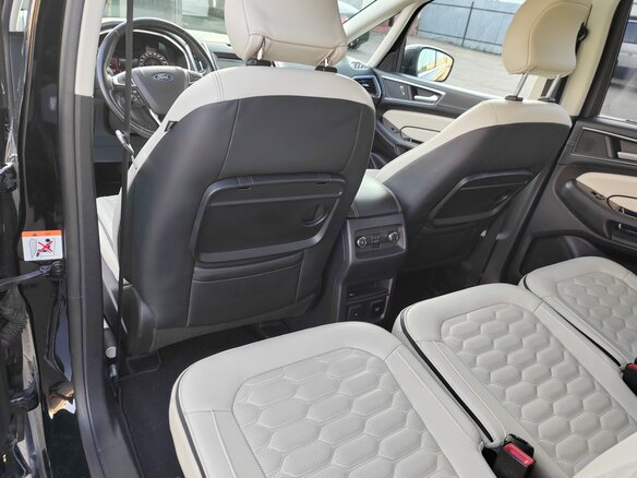 2018 Ford S-MAX II, чёрный, 2350000 рублей - вид 8