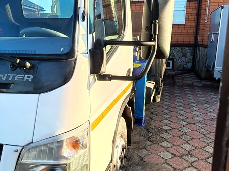 2012 Fuso (Mitsubishi) Canter, белый, 3350000 рублей, вид 3