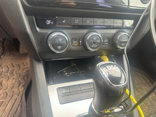 2014 Skoda Octavia III (A7), бежевый, 1100000 рублей, вид 5