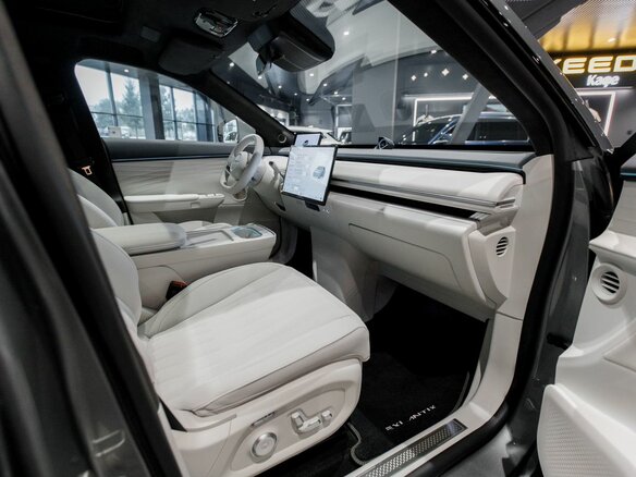 2026 Esteo Exlantix ET, серый, 6990000 рублей - вид 38