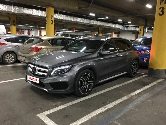 2014 Mercedes-Benz GLA 250 I (X156), серый, 1900000 рублей - вид 2