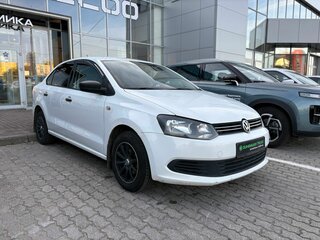 2014 Volkswagen Polo V, белый, 574000 рублей, вид 3